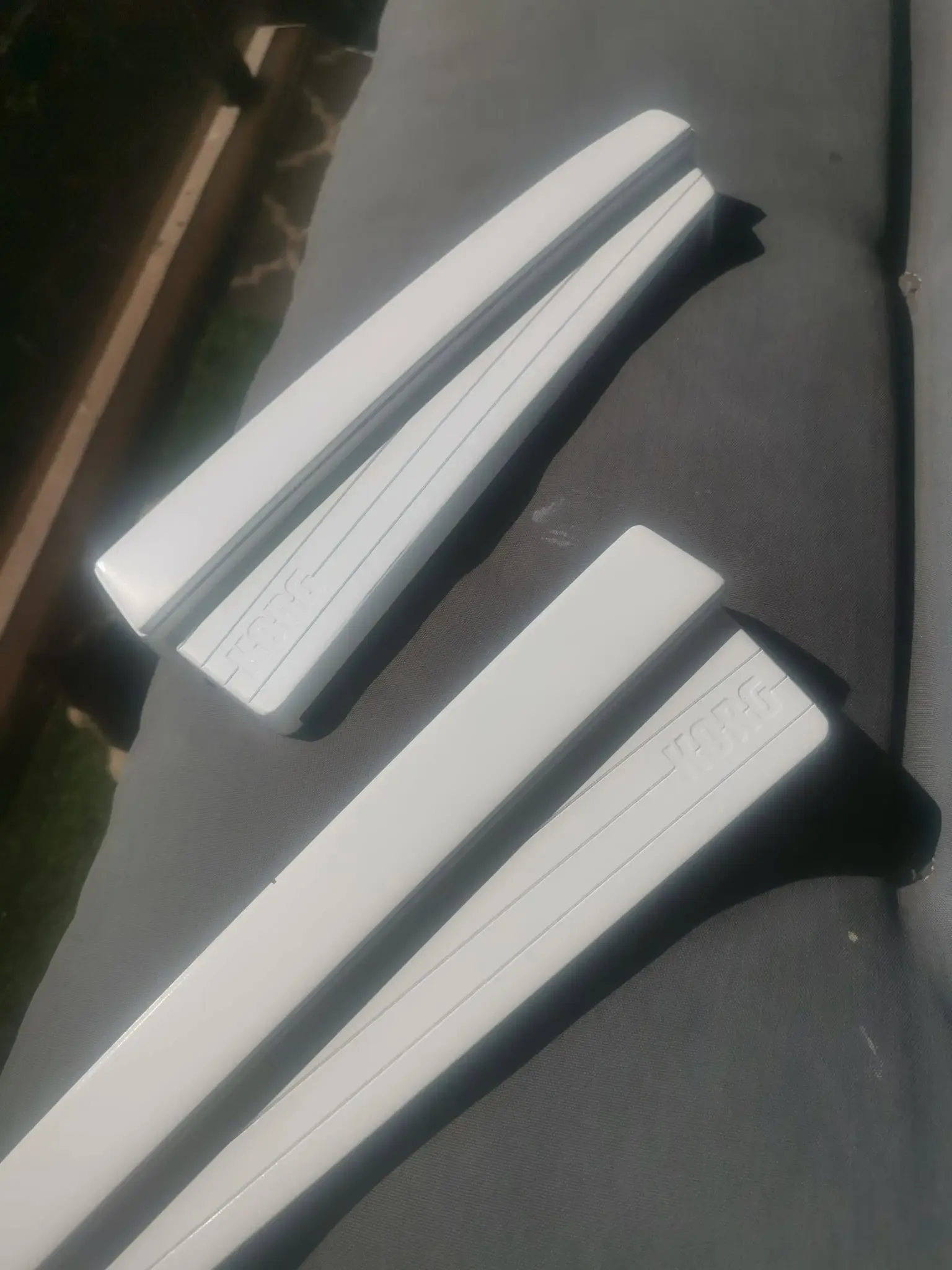 White end caps and side panels